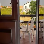 Apartman Mediteran - *
