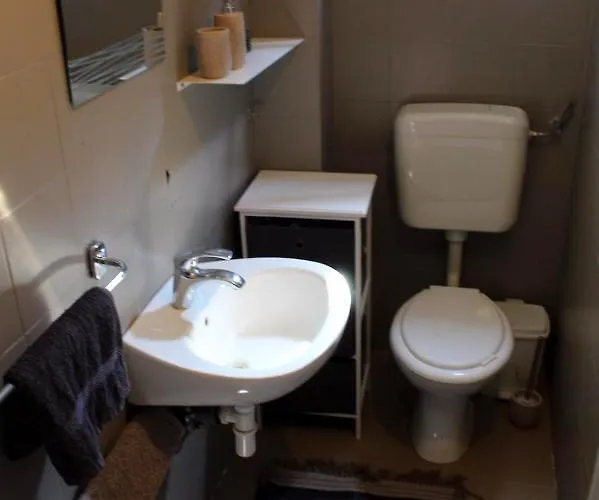 Apartman Mediteran - *