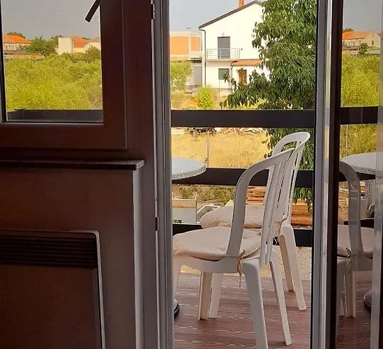 Apartament Mediteran - *